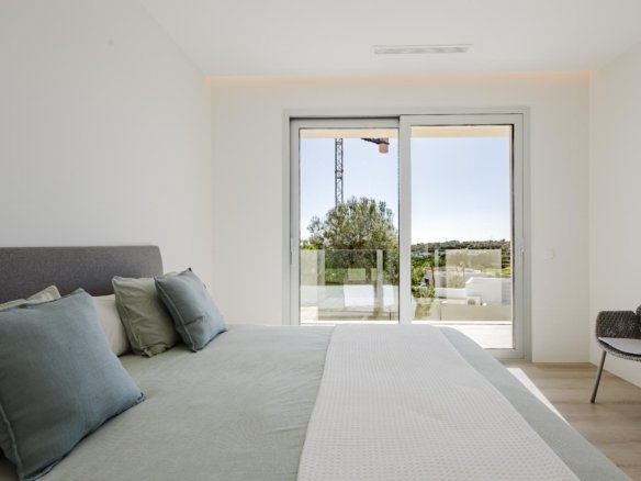 5 Bedroom 6 Bathroom Villa in Orihuela Costa - Caza De Casa