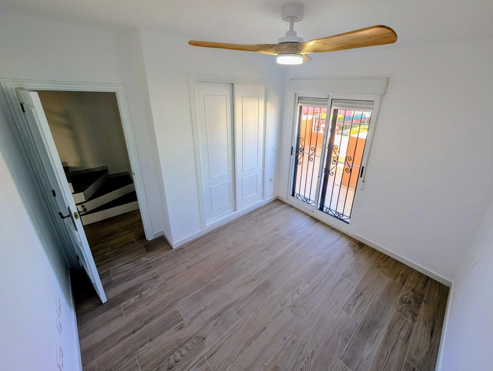 3 Bedroom 2 Bathroom Villa in Orihuela Costa - Caza De Casa