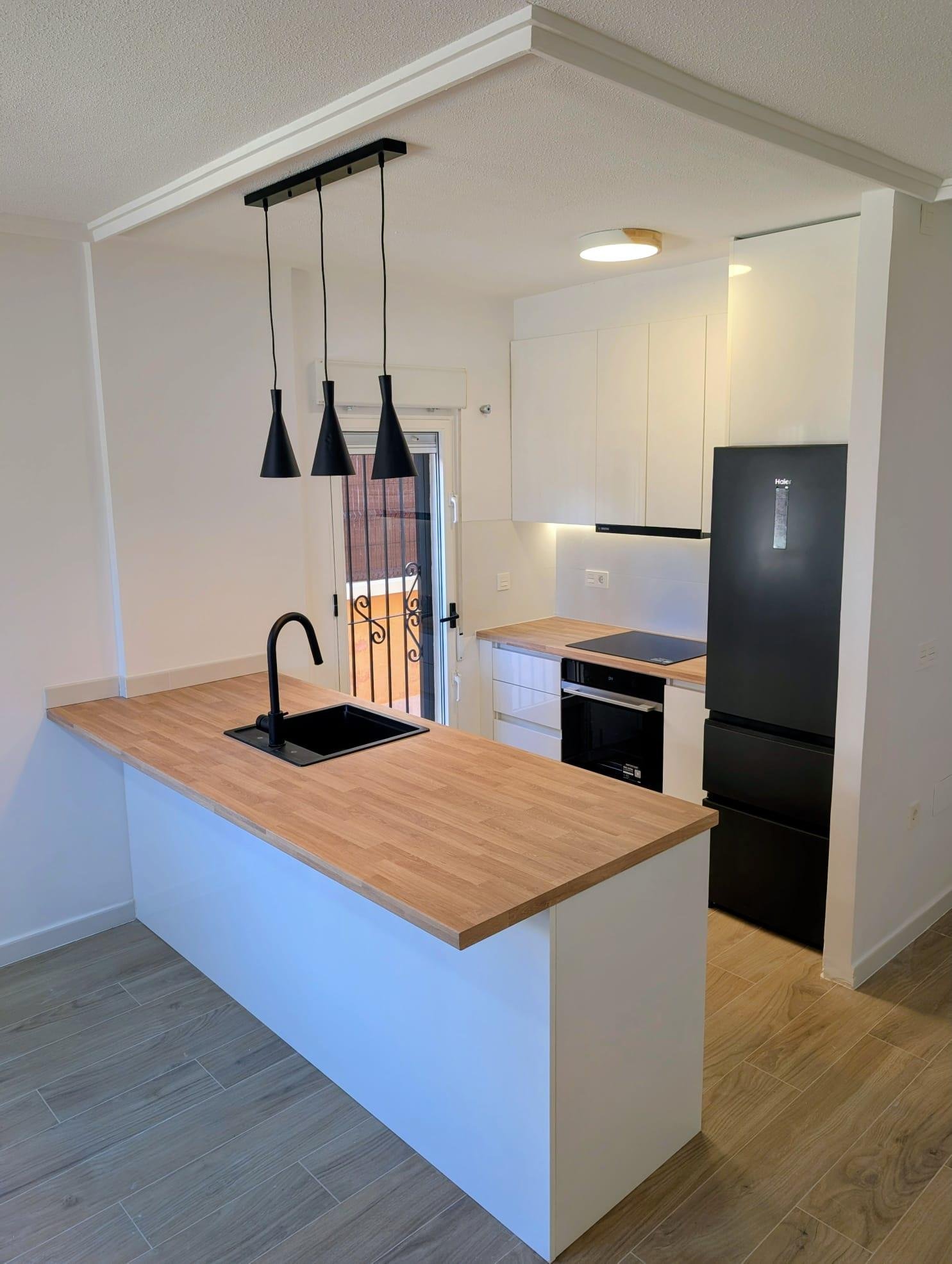 3 Bedroom 2 Bathroom Villa in Orihuela Costa - Caza De Casa