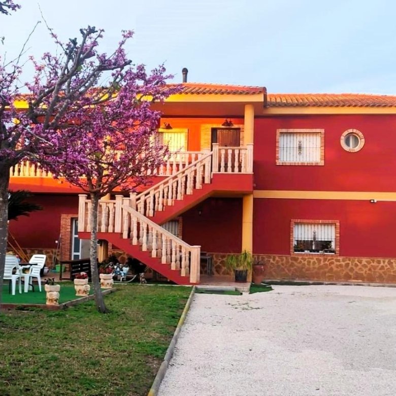 5 Bedroom 3 Bathroom Villa in Orihuela - Caza De Casa