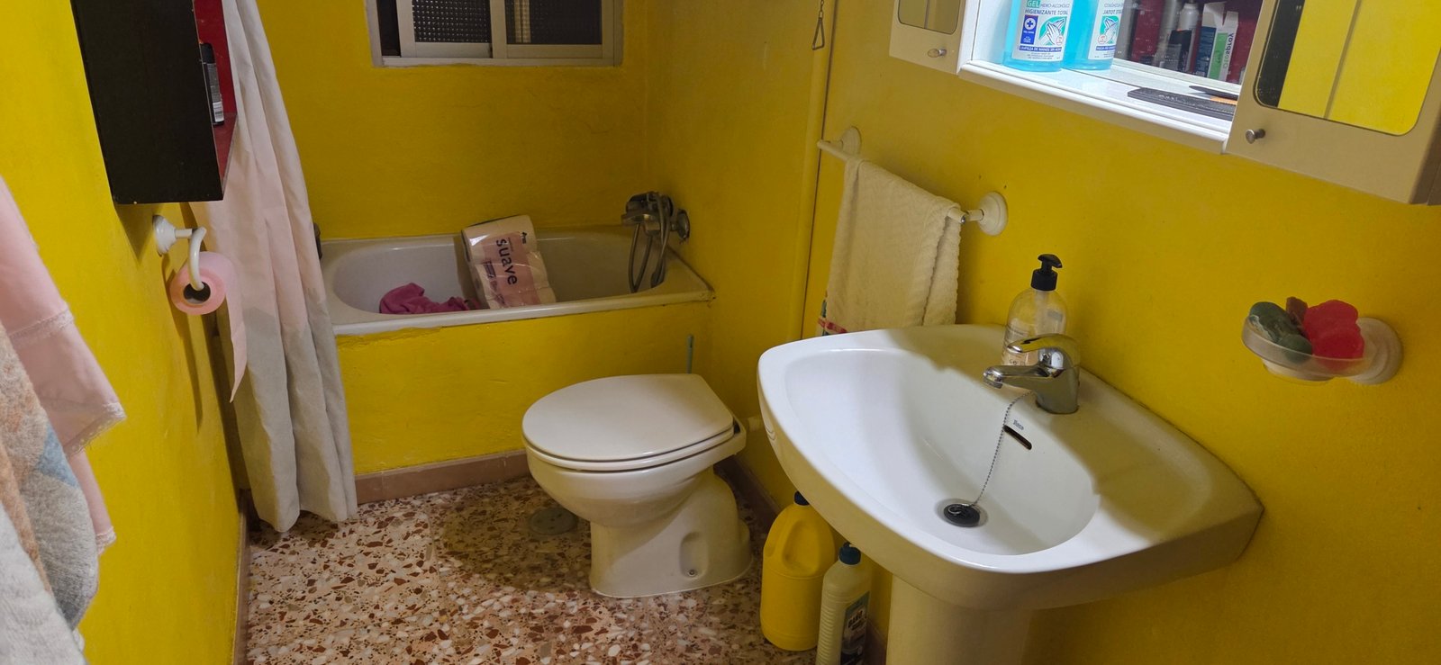 6 Bedroom 2 Bathroom Country House in Pinoso - Caza De Casa