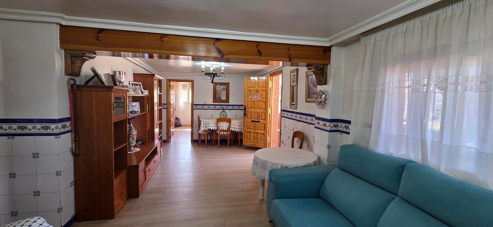 6 Bedroom 3 Bathroom Country House in Yecla - Caza De Casa