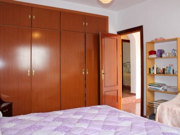 4 Bedroom 2 Bathroom Villa in Nerja - Caza De Casa
