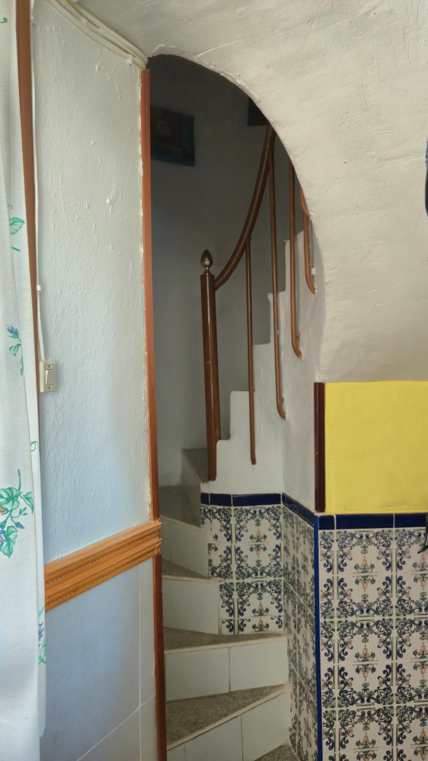 4 Bedroom 1 Bathroom Country House in Almansa - Caza De Casa