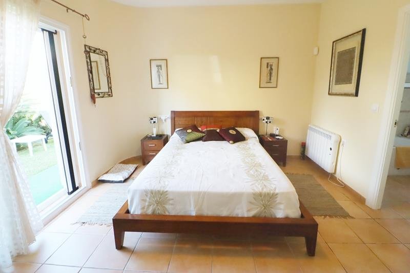 3 Bedroom 2 Bathroom Villa in Oliva - Caza De Casa