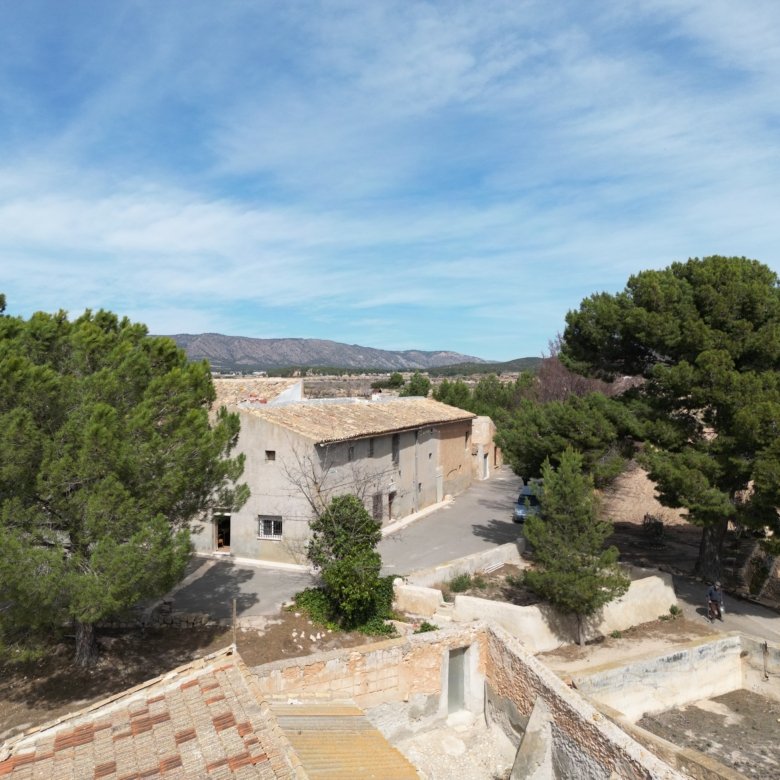 6 Bedroom 1 Bathroom Country House in Monóvar/Monóver - Caza De Casa