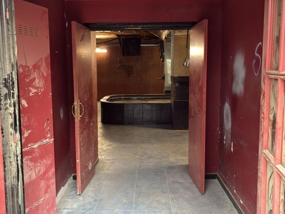 Commercial in Orihuela Costa - Caza De Casa