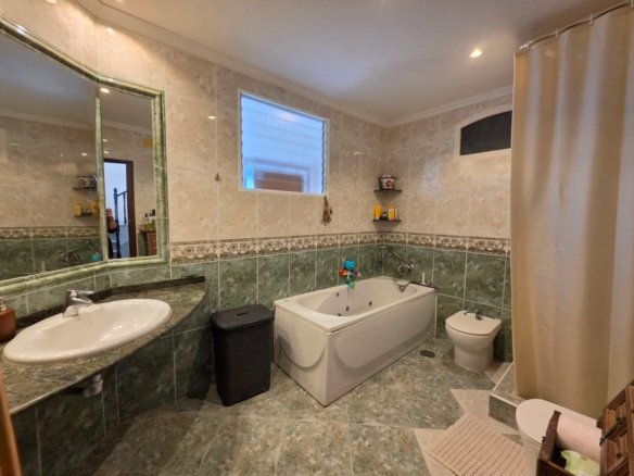 6 Bed 3 Bath Country House in Elche - Caza De Casa