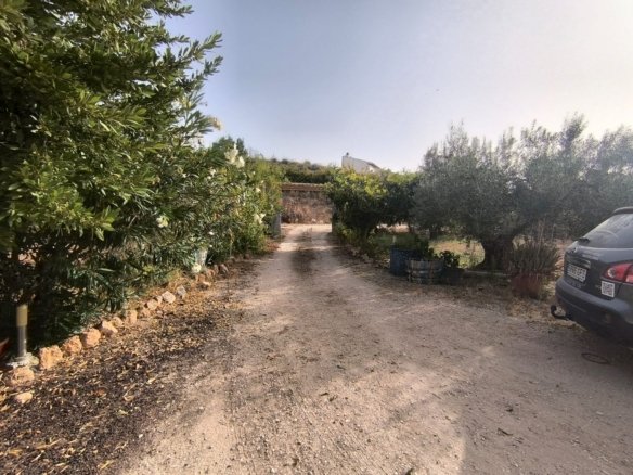 3 Bedroom 1 Bathroom Country House in Pinoso - Caza De Casa