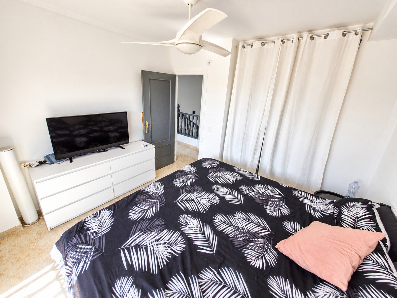 26238-villa-for-sale-in-villamartin-69121056-large