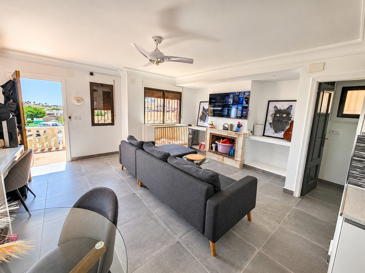 26238-villa-for-sale-in-villamartin-69121578-large