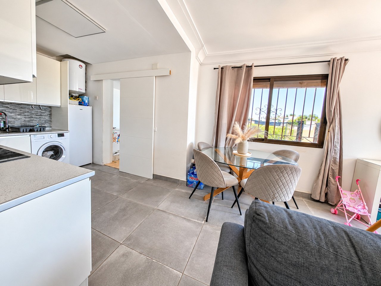 26238-villa-for-sale-in-villamartin-69121583-large
