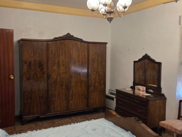 6 Bedroom 2 Bathroom Country House in Pinoso - Caza De Casa
