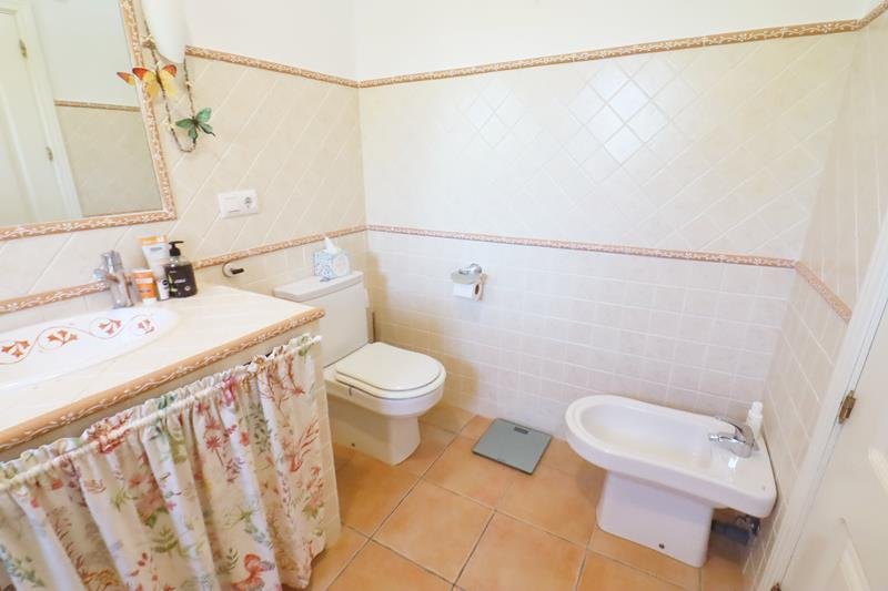 3 Bedroom 2 Bathroom Villa in Oliva - Caza De Casa