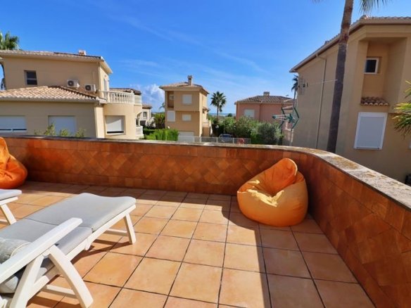 3 Bedroom 2 Bathroom Villa in Oliva - Caza De Casa