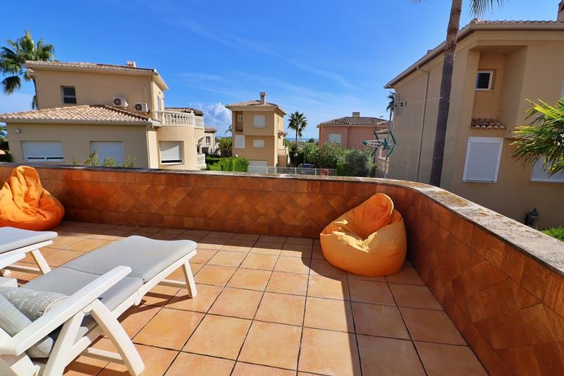 3 Bedroom 2 Bathroom Villa in Oliva - Caza De Casa