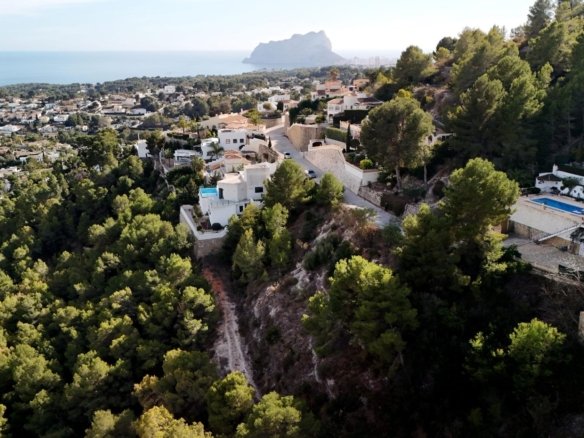 1,100 m² Land in Benissa - Caza De Casa