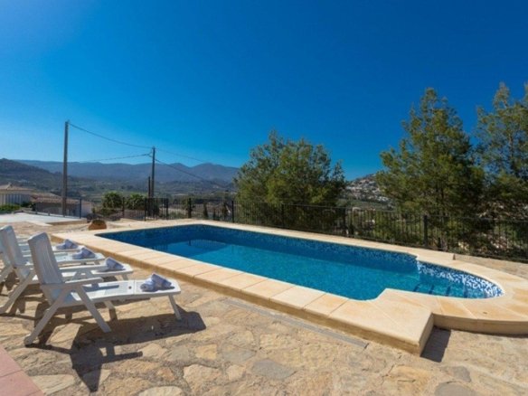 3 Bedroom 1 Bathroom villa in Calpe - Caza De Casa
