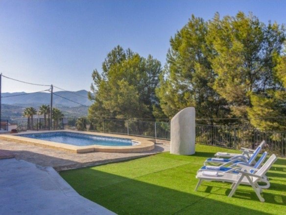 3 Bedroom 1 Bathroom villa in Calpe - Caza De Casa