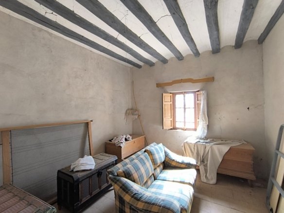 4 Bedroom 1 Bathroom Country House in Yecla - Caza De Casa