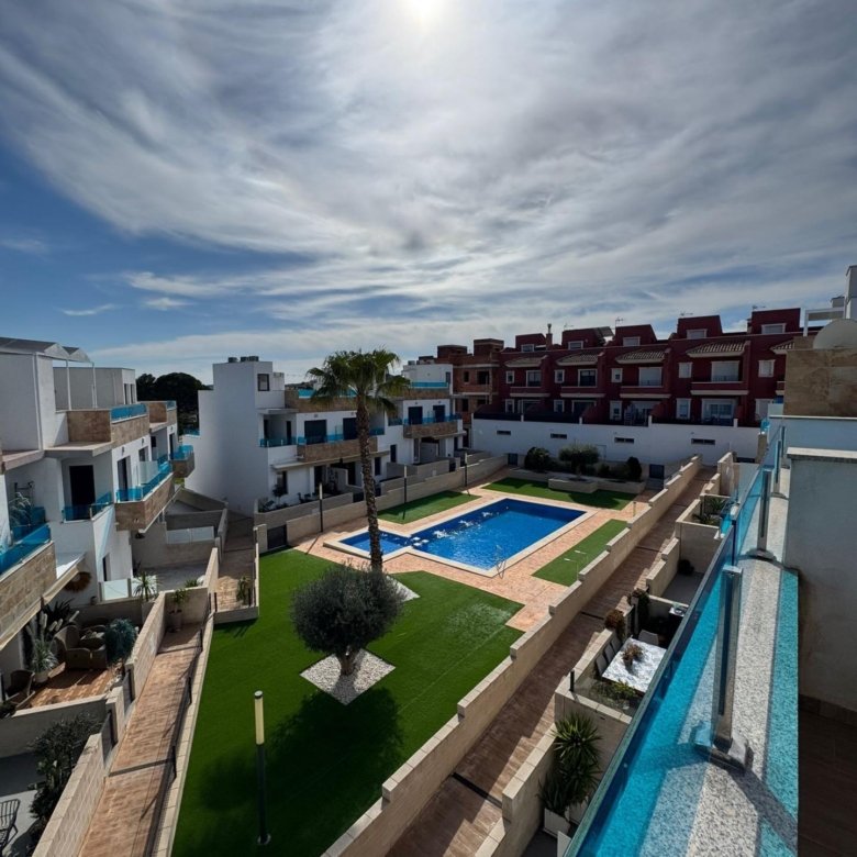 3 Bed 3 Bath Town House in Bigastro - Caza De Casa