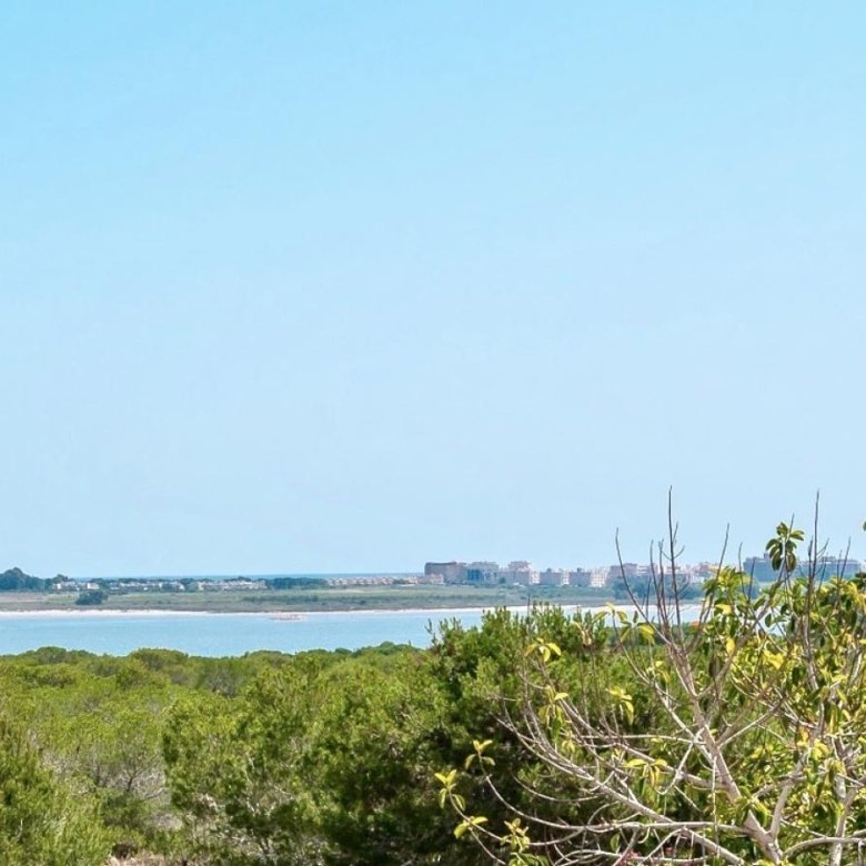 3 Bedroom 2 Bathroom Town House in Torrevieja - Caza De Casa