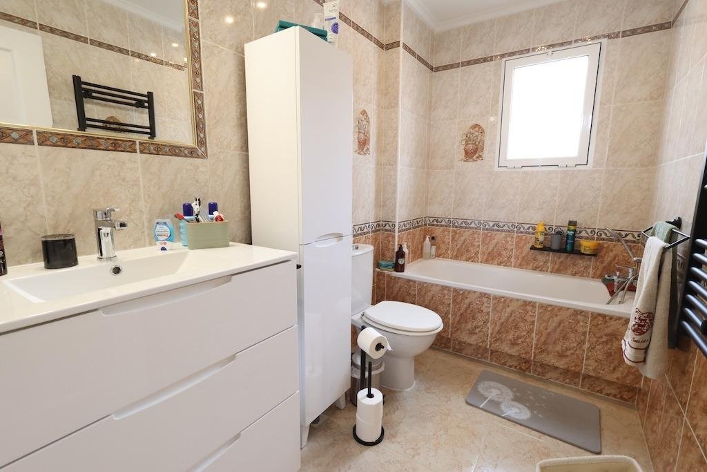 5 Bed 3 Bath Villa in San Miguel de Salinas - Caza De Casa