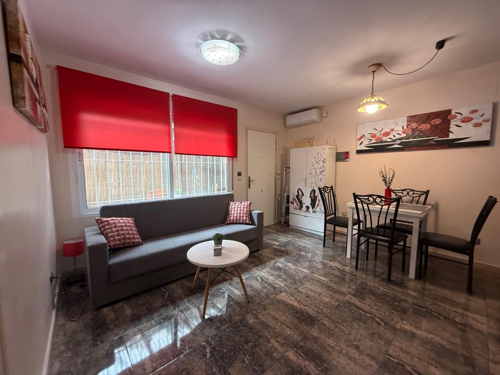 3 Bedroom 2 Bathroom Town House in Torrevieja - Caza De Casa