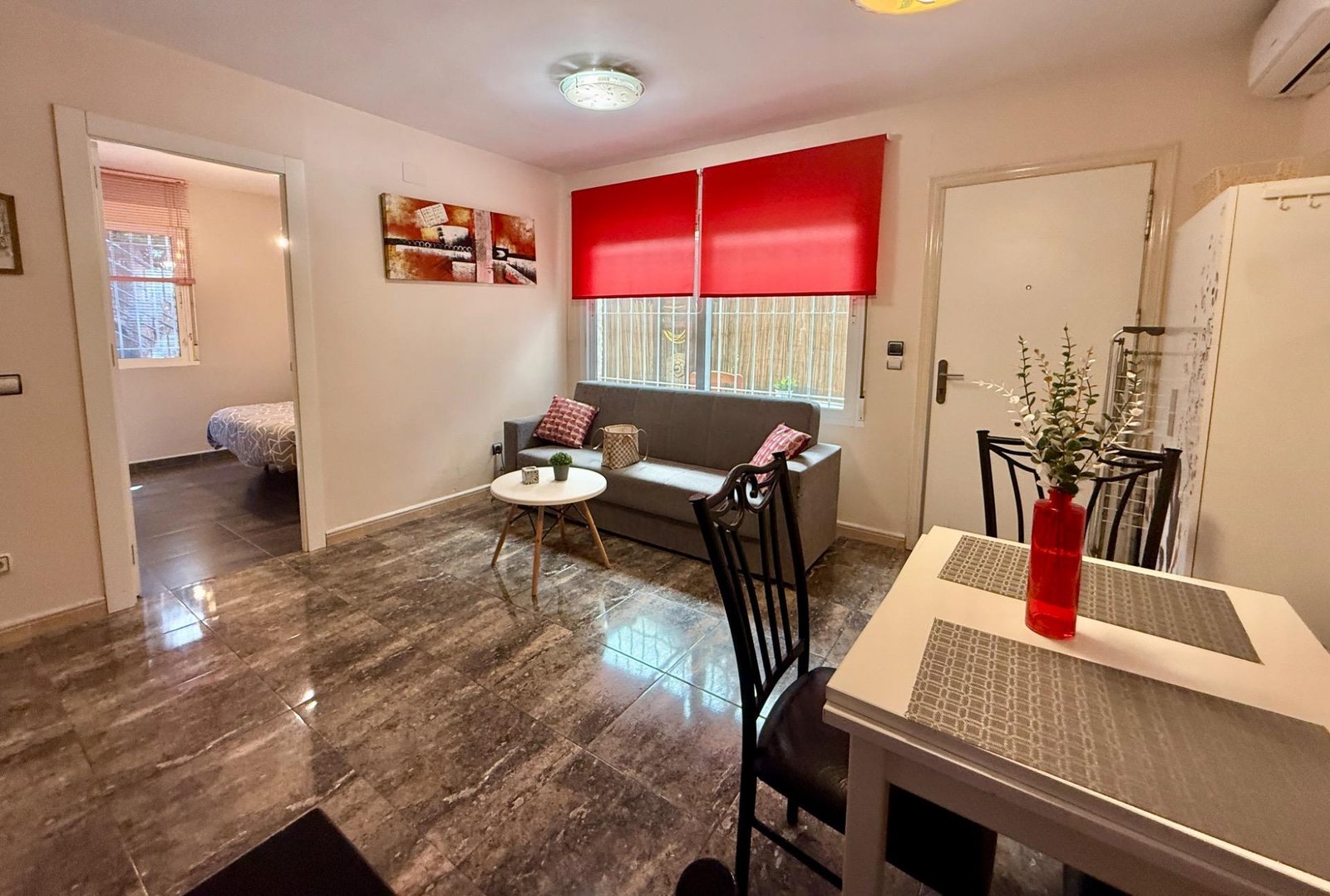 3 Bedroom 2 Bathroom Town House in Torrevieja - Caza De Casa