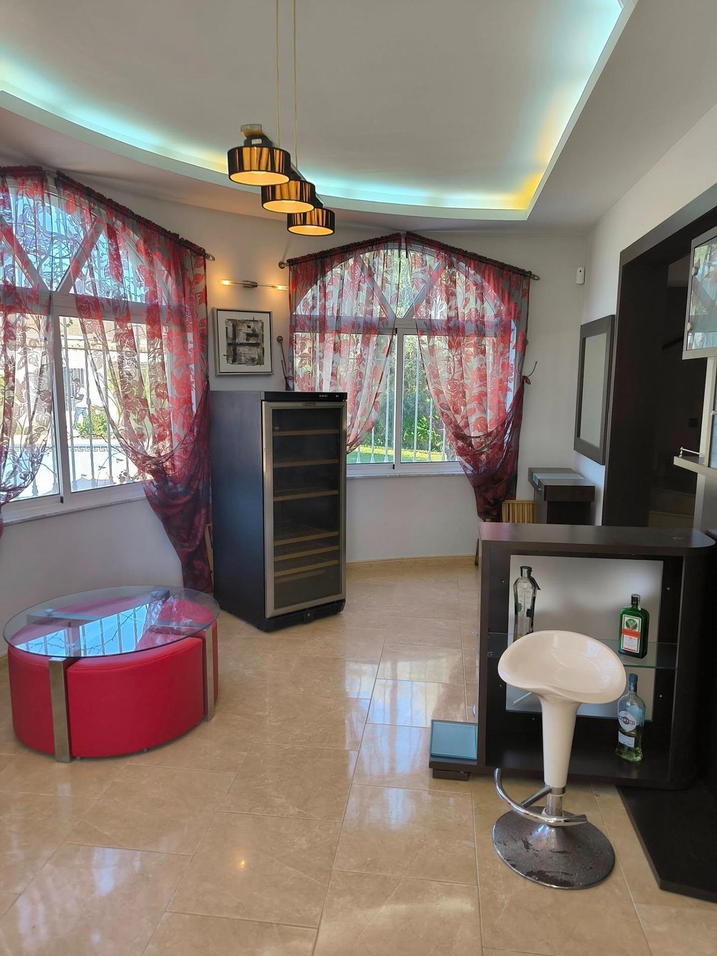 3-14 5 Bedroom 2 Bathroom Villa in Torrevieja - Caza De Casa