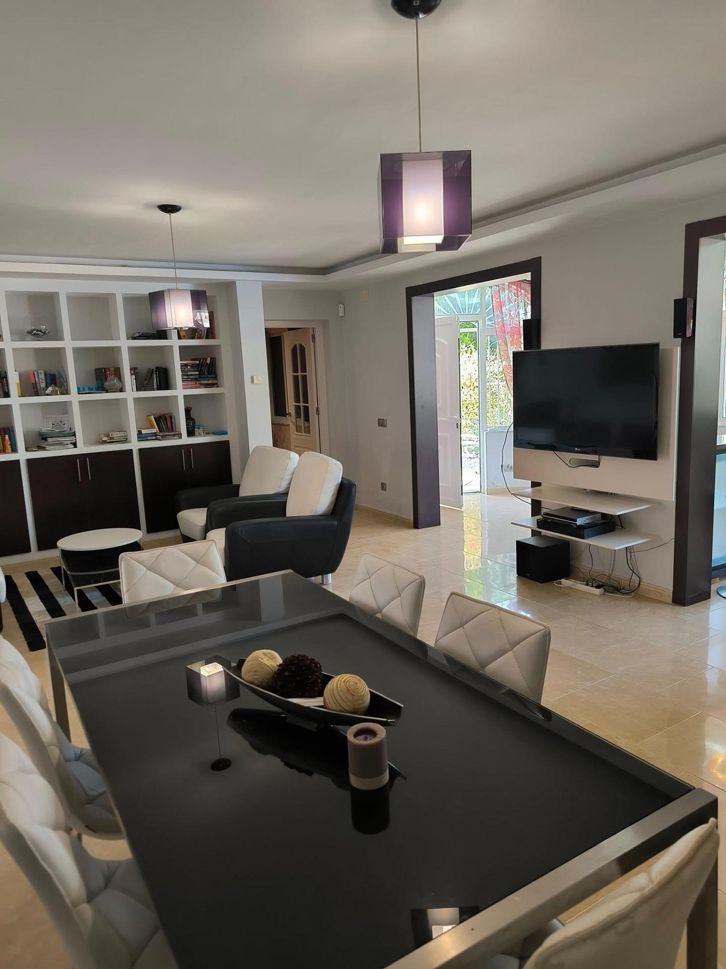 3-15 5 Bedroom 2 Bathroom Villa in Torrevieja - Caza De Casa
