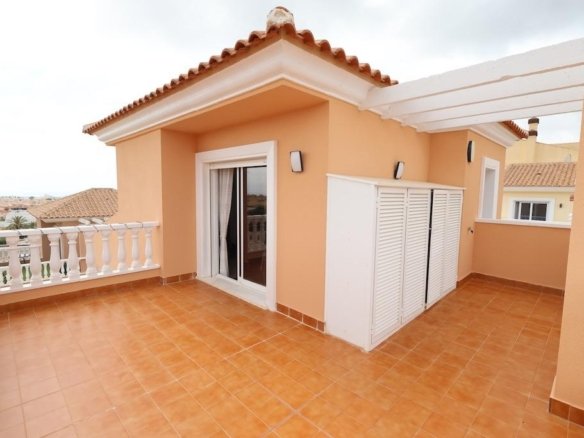 5 Bed 3 Bath Villa in San Miguel de Salinas - Caza De Casa
