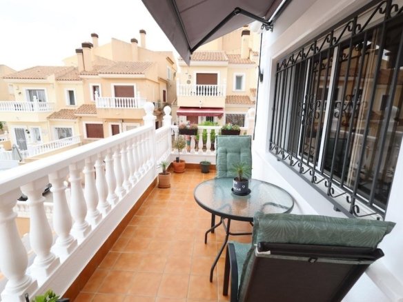 5 Bed 3 Bath Villa in San Miguel de Salinas - Caza De Casa