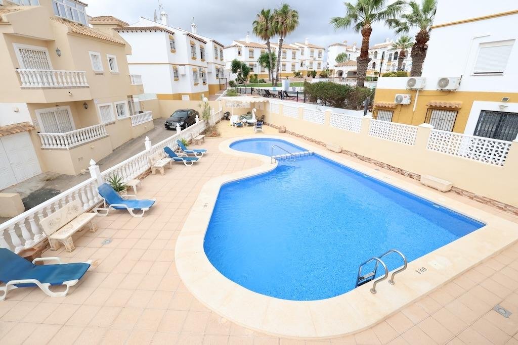 5 Bed 3 Bath Villa in San Miguel de Salinas - Caza De Casa