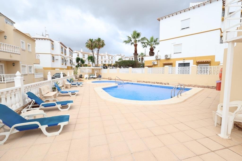 5 Bed 3 Bath Villa in San Miguel de Salinas - Caza De Casa