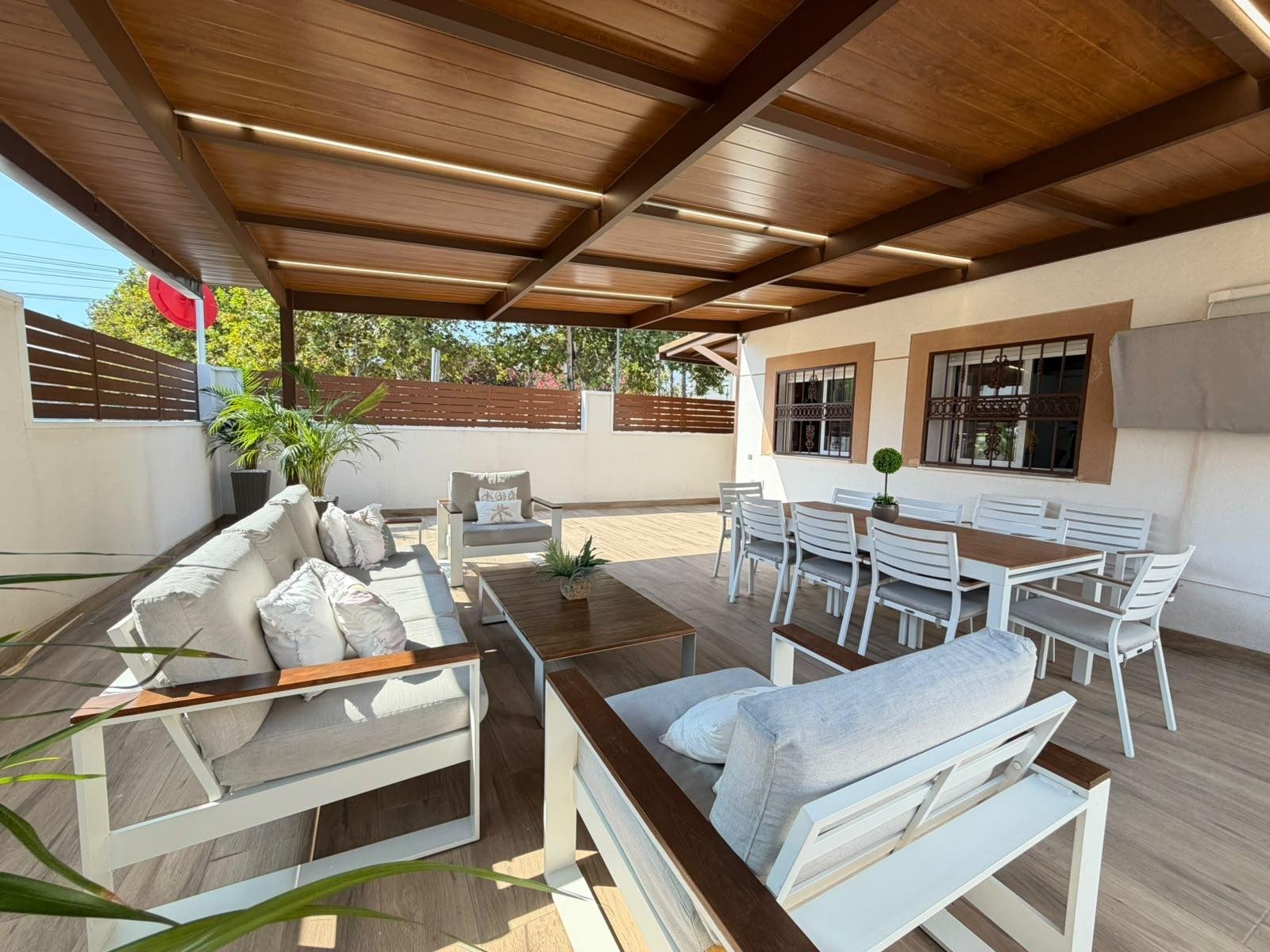 3-4 2 Bedroom 1 Bathroom Town House in Torrevieja - Caza De Casa