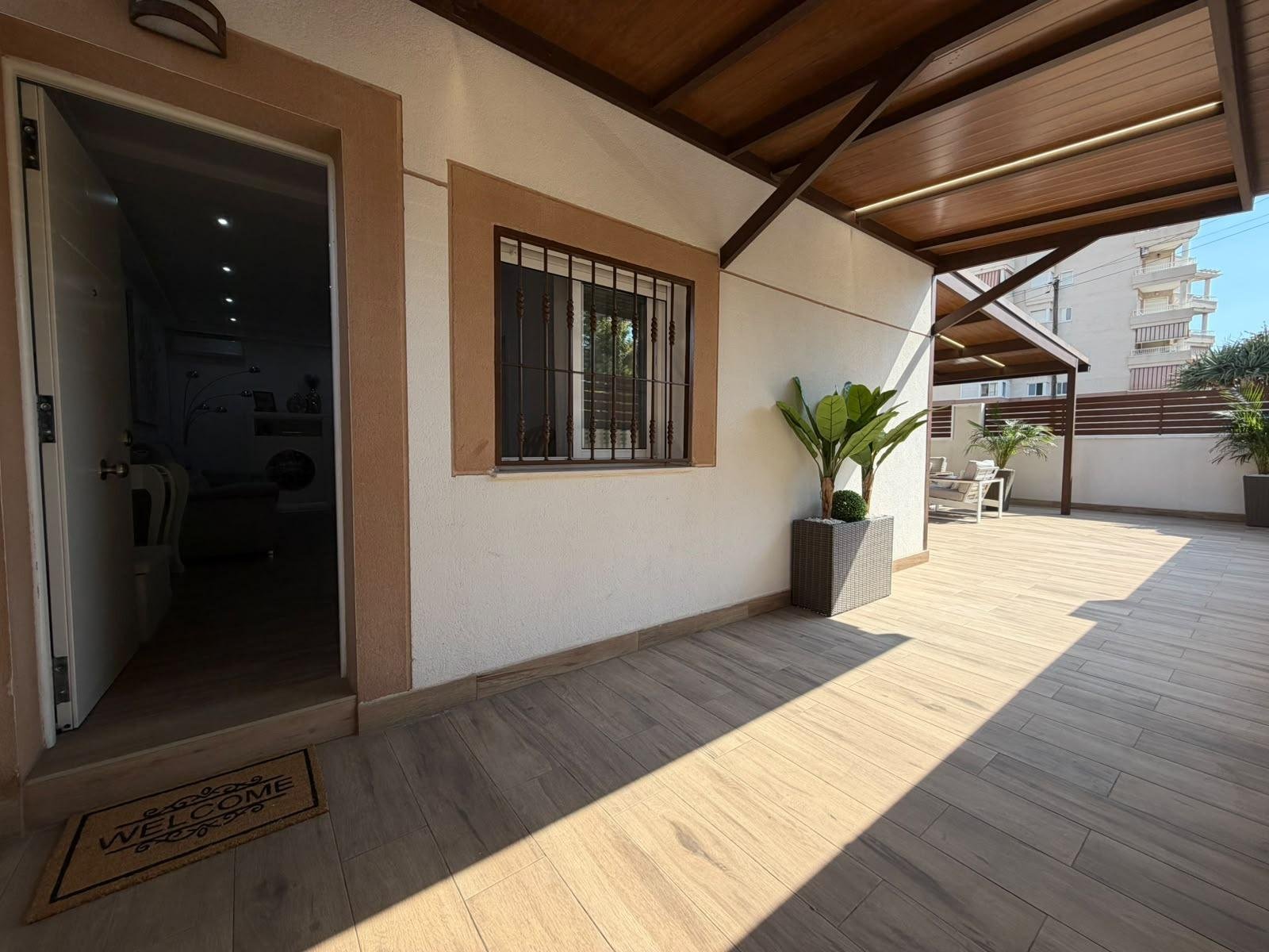 3-5 2 Bedroom 1 Bathroom Town House in Torrevieja - Caza De Casa