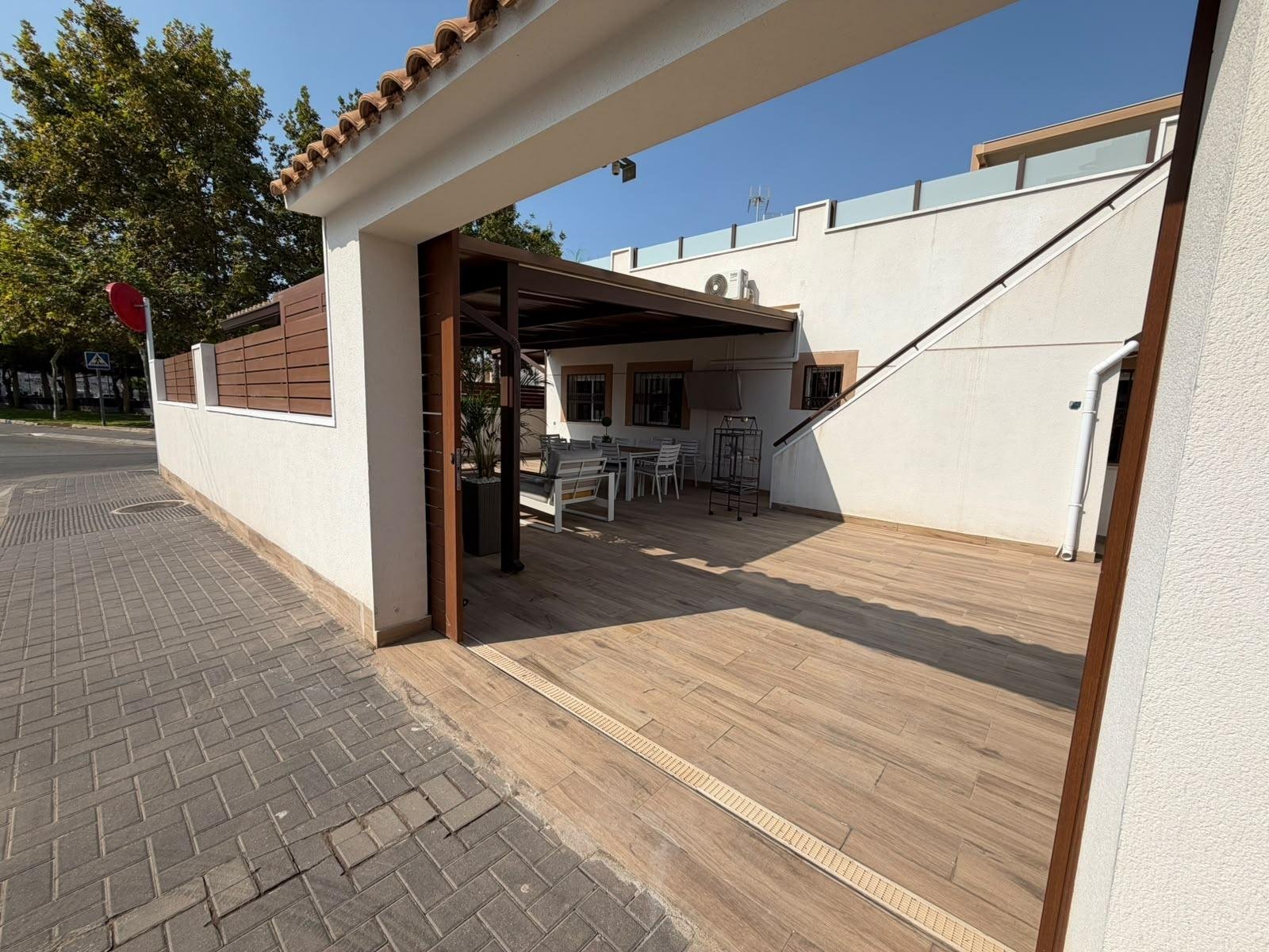 3-8 2 Bedroom 1 Bathroom Town House in Torrevieja - Caza De Casa