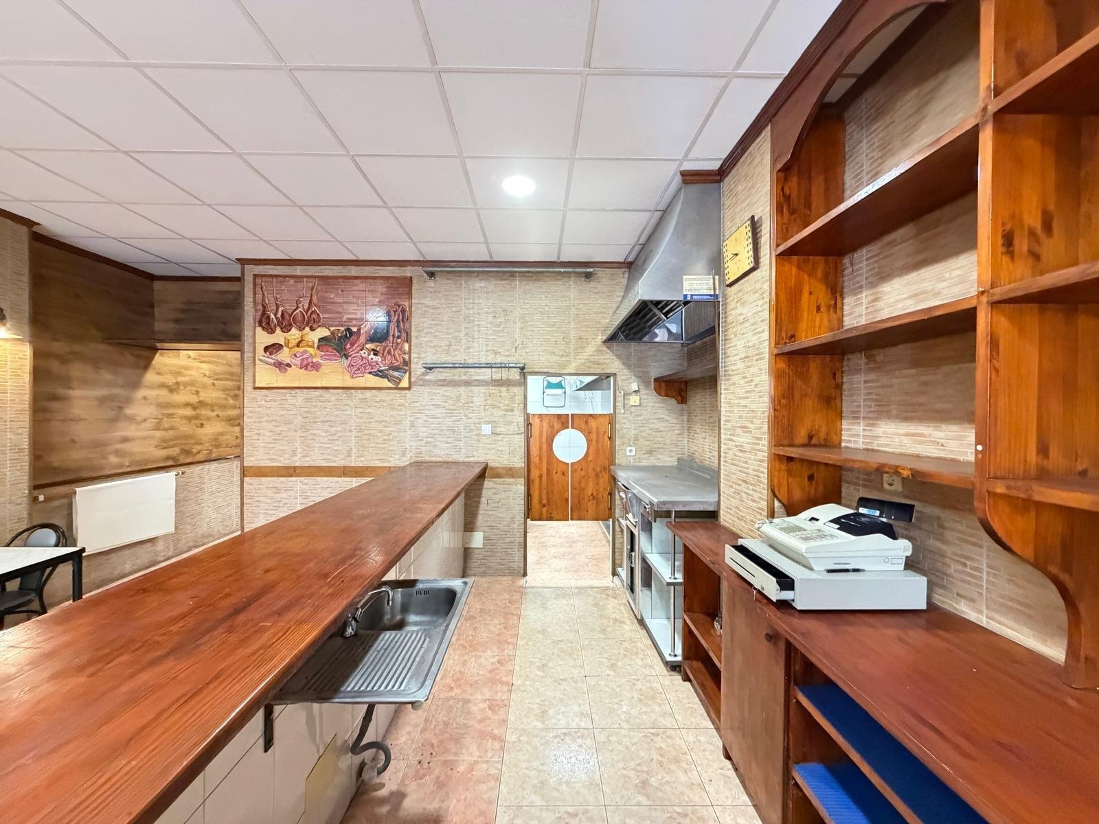 2 Bath Commercial in Torrevieja - Caza De Casa