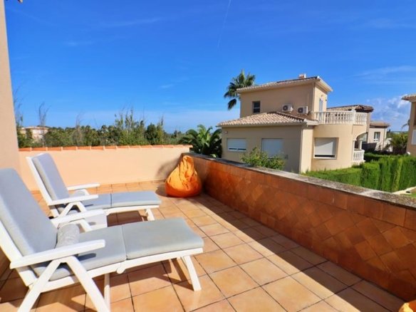 3 Bedroom 2 Bathroom Villa in Oliva - Caza De Casa