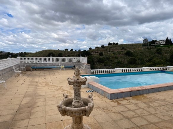 4 Bedroom 1 Bathroom Villa in Aledo - Caza De Casa