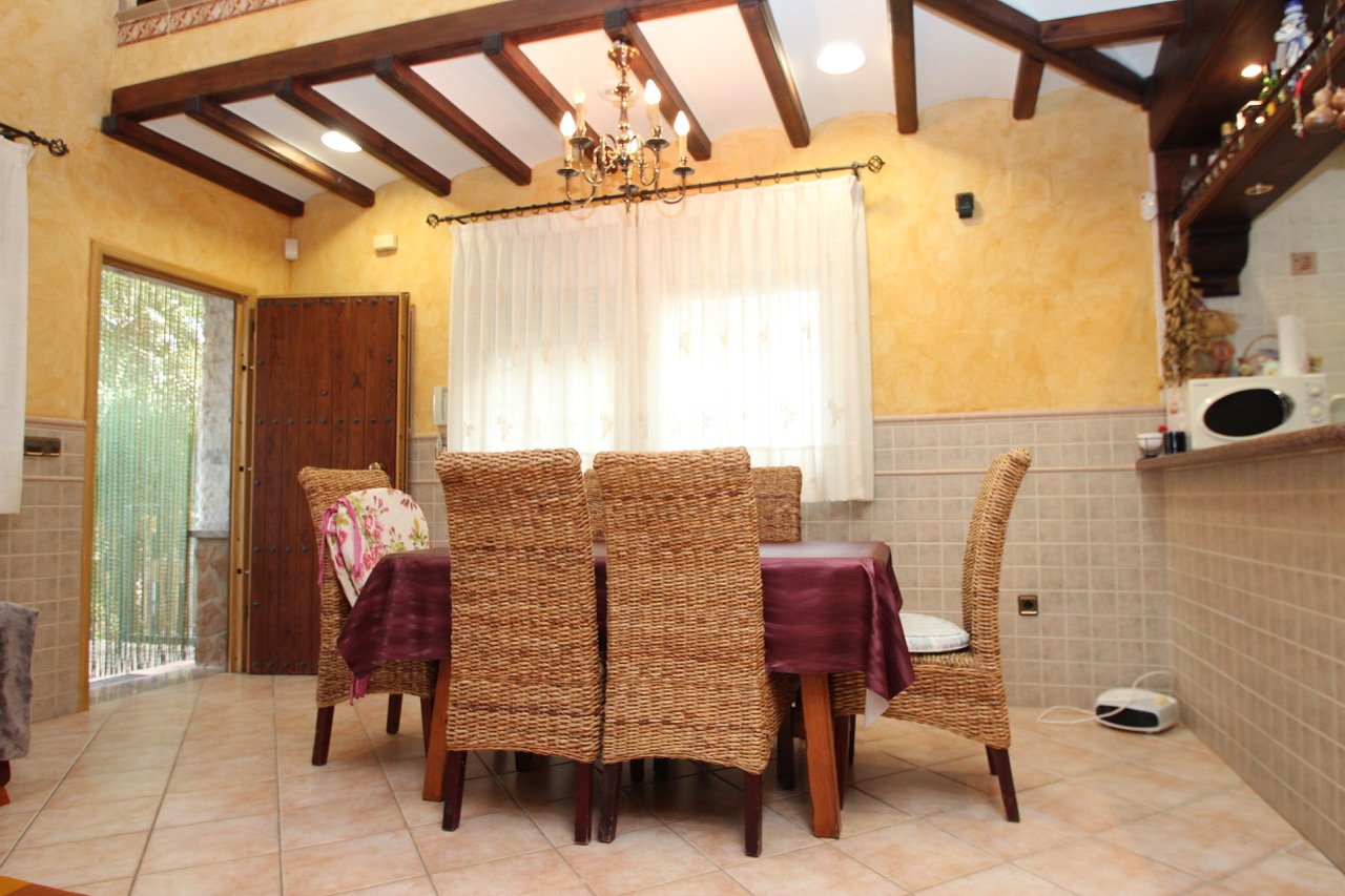 6 Bedroom 3 Bathroom Finca in Murcia - Caza De Casa