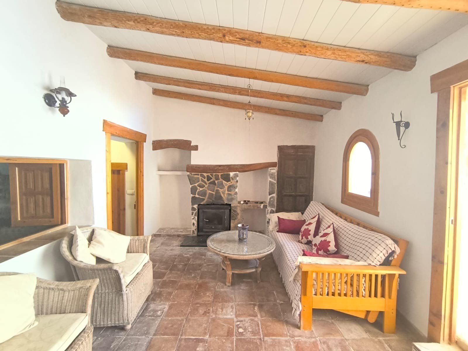 30f8c1e0375275d0 4 Bedroom 2 Bathroom Villa in Chinorlet - Caza De Casa