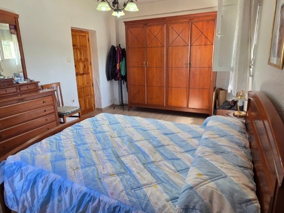6 Bedroom 3 Bathroom Country House in Yecla - Caza De Casa