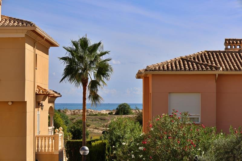 3 Bedroom 2 Bathroom Villa in Oliva - Caza De Casa