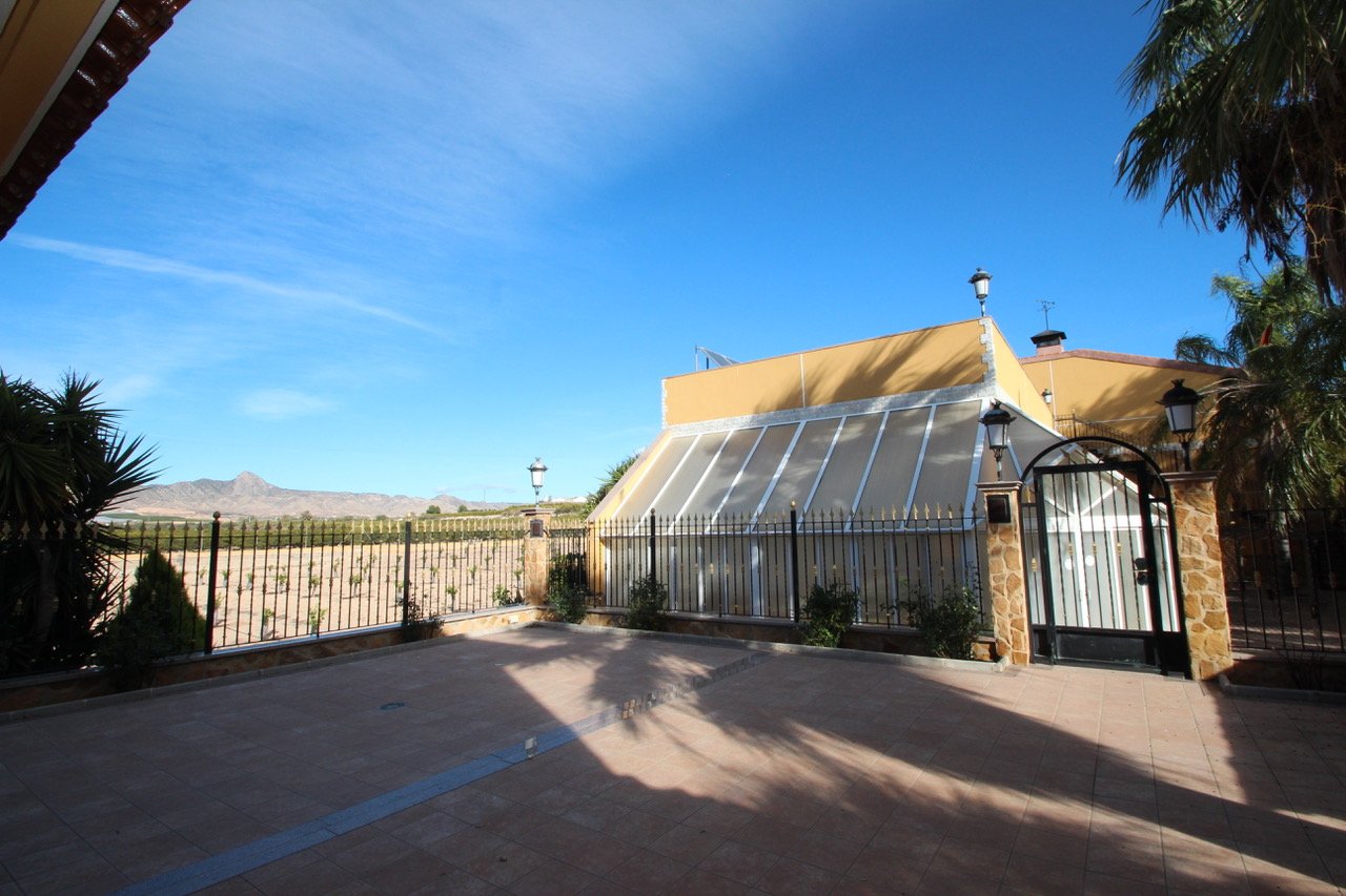 6 Bedroom 3 Bathroom Finca in Murcia - Caza De Casa