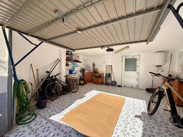 4 Bedroom 3 Bathroom Villa in Orihuela Costa - Caza De Casa