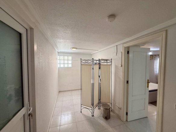 4 Bedroom 3 Bathroom Villa in Orihuela Costa - Caza De Casa