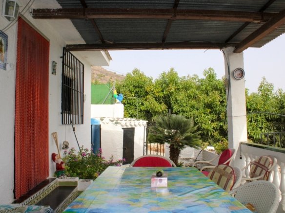 4 Bedroom 2 Bathroom Villa in Nerja - Caza De Casa