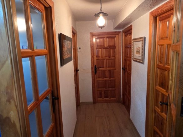 6 Bedroom 3 Bathroom Country House in Yecla - Caza De Casa